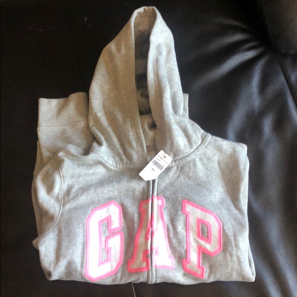 GAP logo sweatsuit